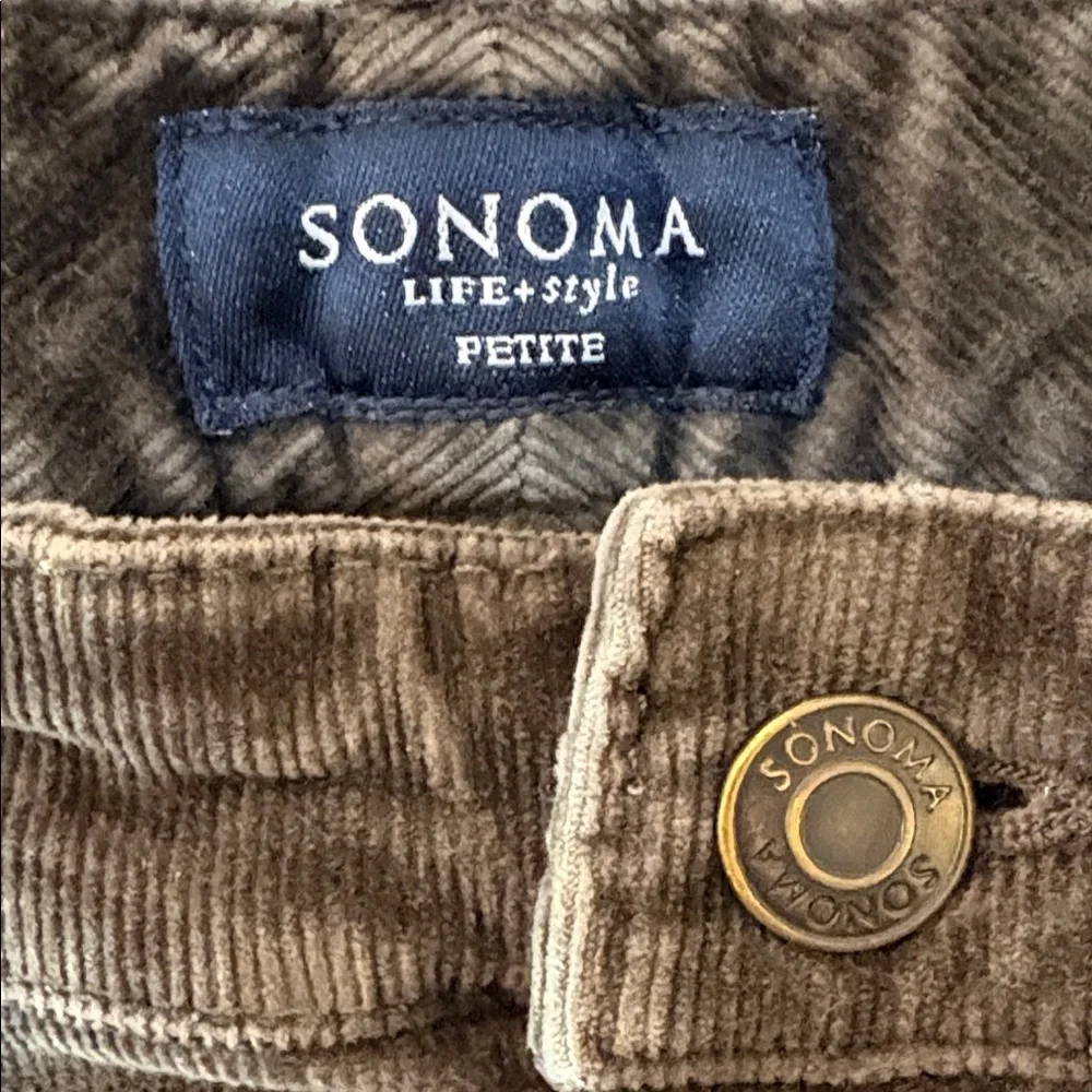 Sonoma Women's Olive Green Wide Leg Jeans Size 14P - Picture 3 of 7